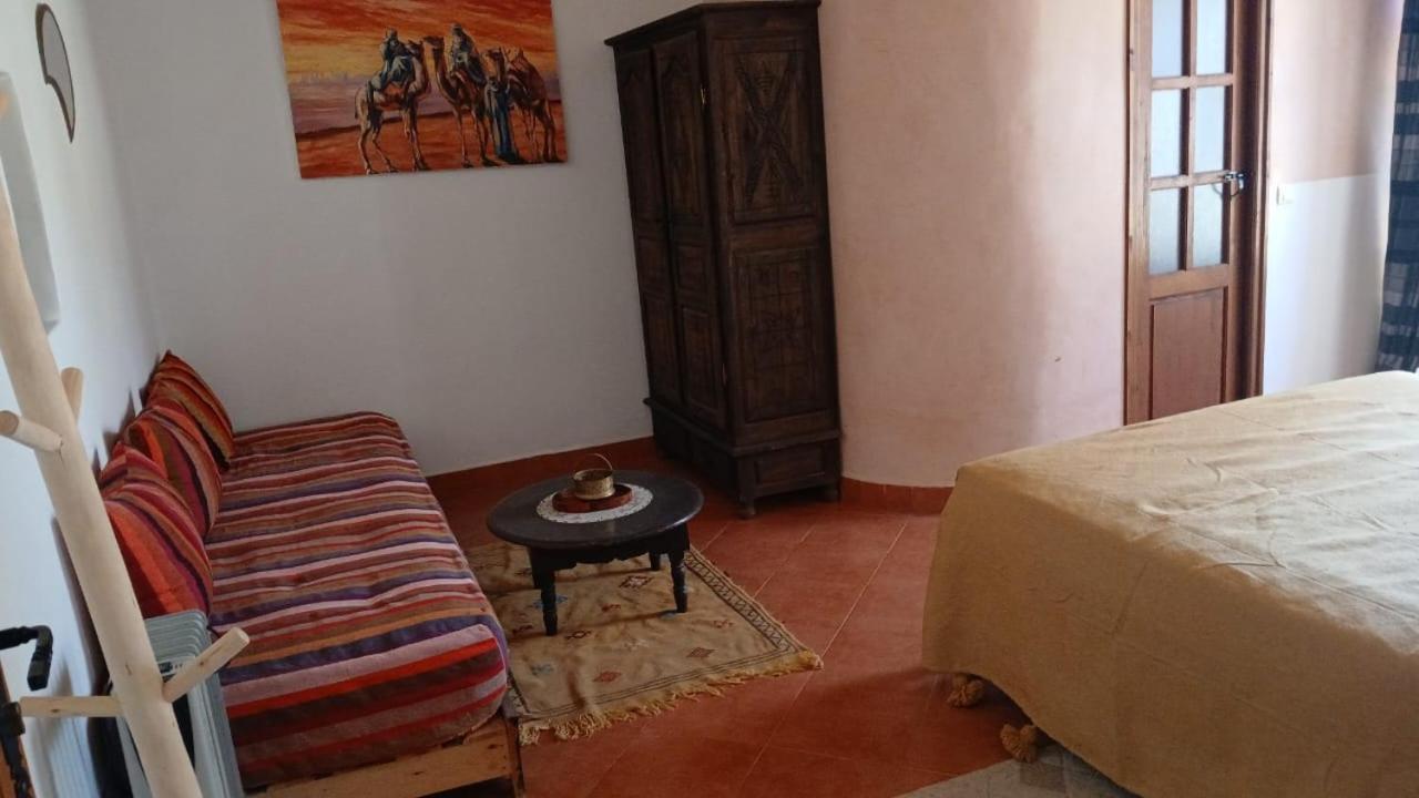 Riad Eucalyptus As-Suwajra Zewnętrze zdjęcie